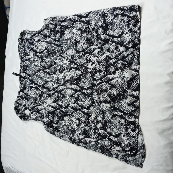 Forever Jade XL womens sleeveless layered blouse - Picture 6 of 8